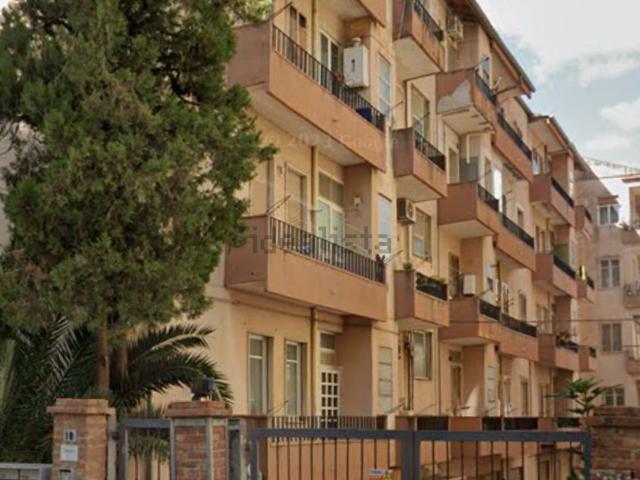Appartamento in vendita di 140 m² in Via Lombardo Radice, 18