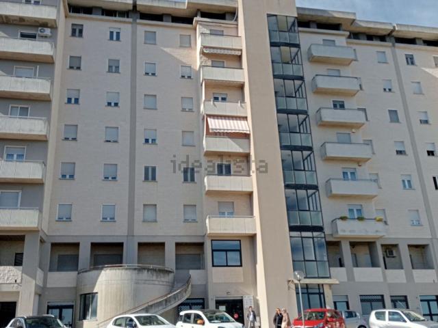 Appartamento in vendita di 140 m² in Via Lazio
