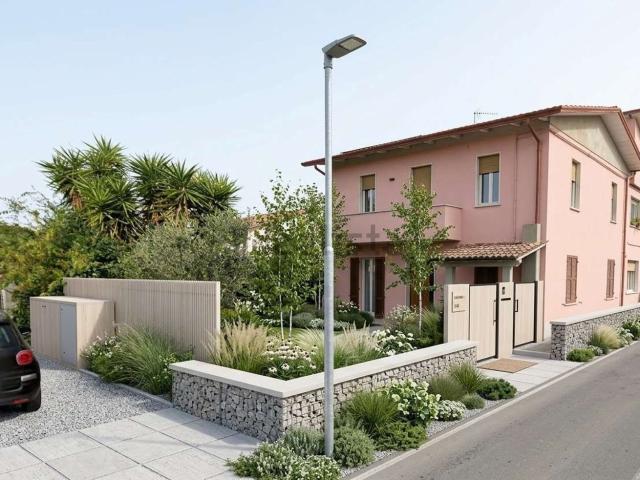 Appartamento in vendita di 140 m² in Via Larga
