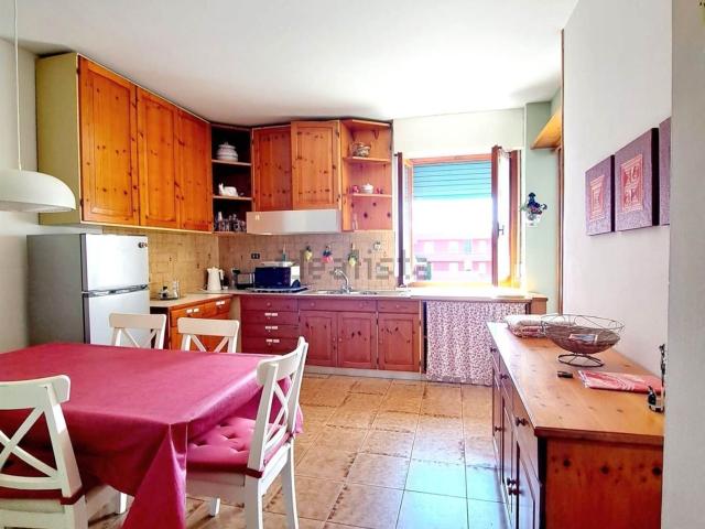 Appartamento in vendita di 140 m² in Via Litoranea
