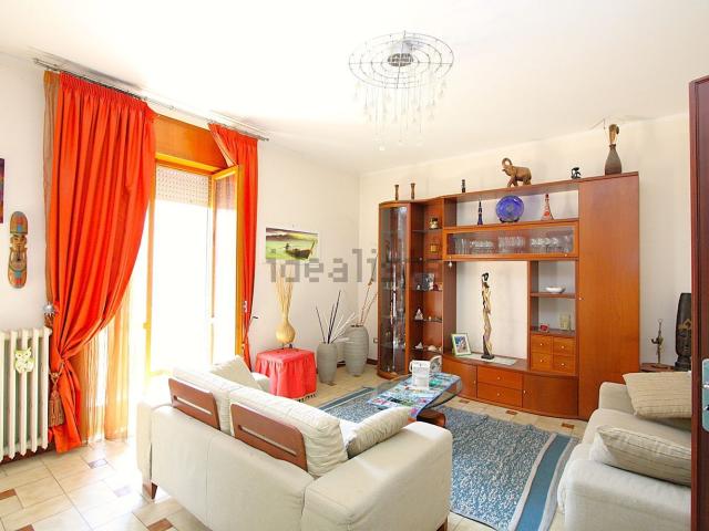 Appartamento in vendita di 140 m² in Via Liguria