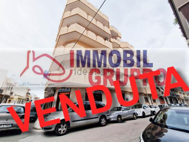 Appartamento in vendita di 140 m² in Via lussemburgo