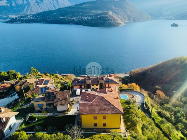 Appartamento in vendita di 140 m² in Via Moia, 51