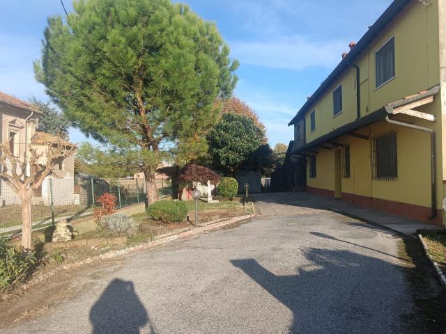 Appartamento in vendita di 140 m² in Via Molinellina