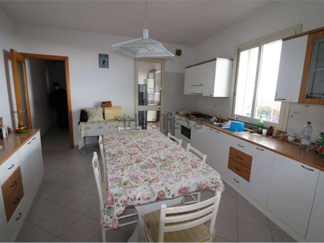 Appartamento in vendita di 140 m² in Via Monte Grappa, 92