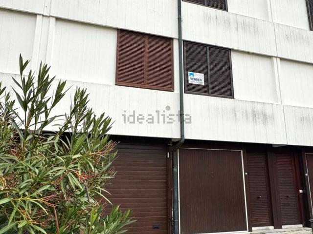 Appartamento in vendita di 140 m² in Via Monte Ortigara, 26