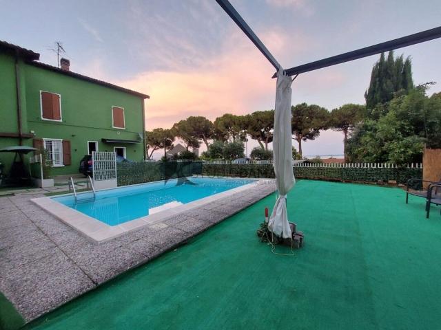 Appartamento in vendita di 140 m² in Via Monte Tapino