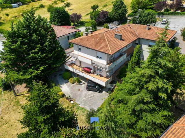 Appartamento in vendita di 140 m² in Via Montello