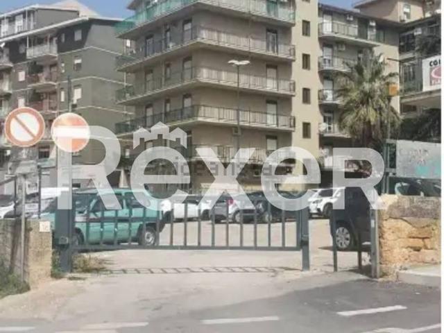 Appartamento in vendita di 140 m² in Via Matteo Cimarra