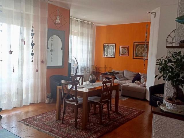 Appartamento in vendita di 140 m² in Via Maccioni