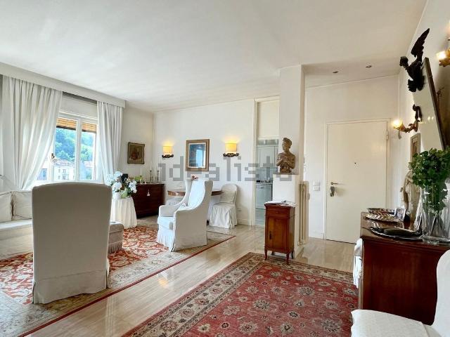 Appartamento in vendita di 140 m² in Via Madonna