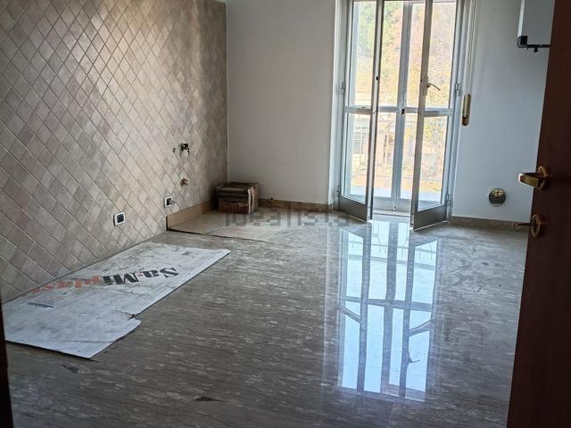Appartamento in vendita di 140 m² in Via Madonna dell&apos Asilo