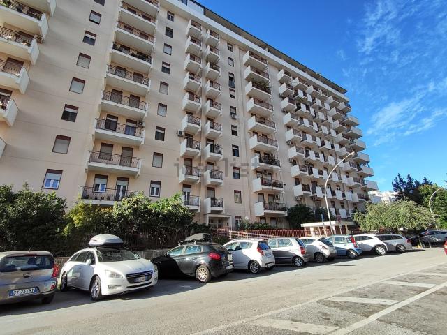 Appartamento in vendita di 140 m² in Via Mariano D&apos Amelio, 19