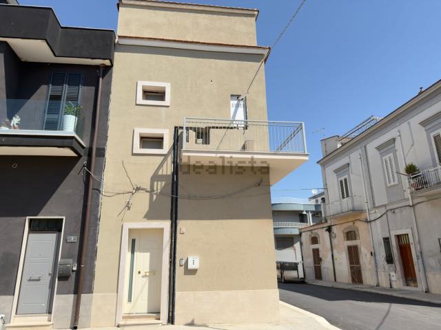 Appartamento in vendita di 140 m² in Via Massimo D&apos Azeglio, 5