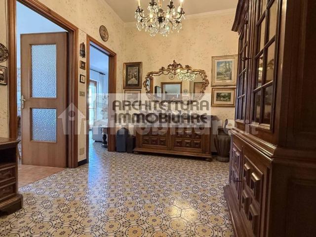 Appartamento in vendita di 140 m² in Via Milano, 8