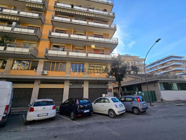 Appartamento in vendita di 140 m² in Via napoli, 9