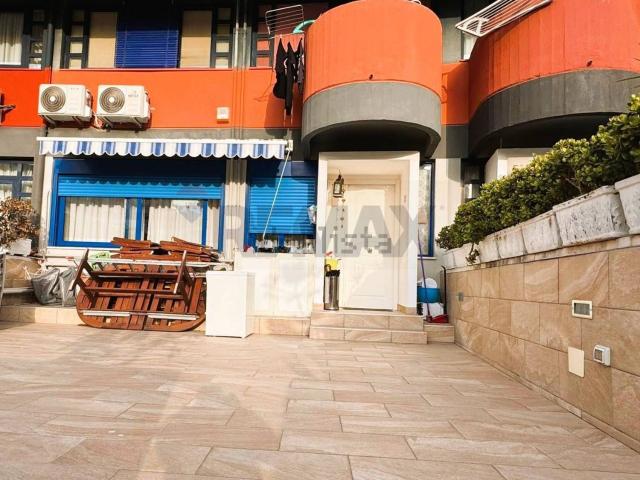 Appartamento in vendita di 140 m² in Via Nicola Nicolini, 68