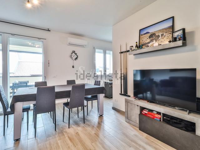 Appartamento in vendita di 140 m² in Via Nilde Iotti