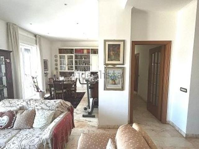 Appartamento in vendita di 140 m² in Via Nino Ronco