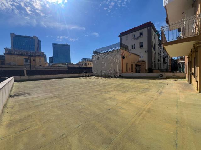 Appartamento in vendita di 140 m² in Via Nuova Poggioreale, 33