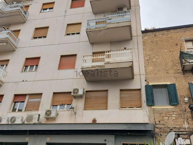 Appartamento in vendita di 140 m² in Via Sallemi, 5