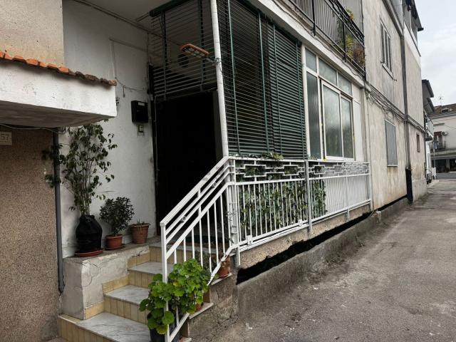 Appartamento in vendita di 140 m² in Via San Paolo Belsito