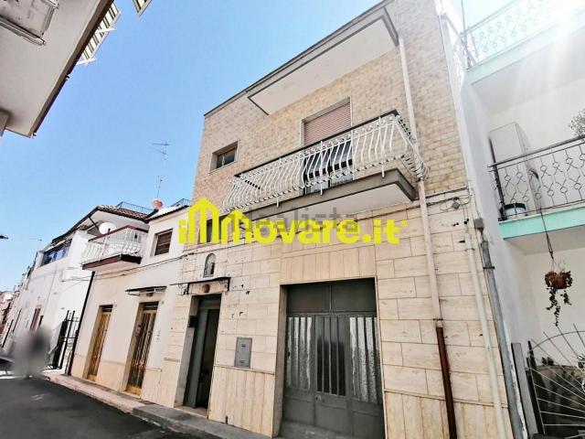 Appartamento in vendita di 140 m² in Via Santa Croce, 112