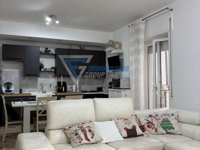 Appartamento in vendita di 140 m² in Via Sicilia