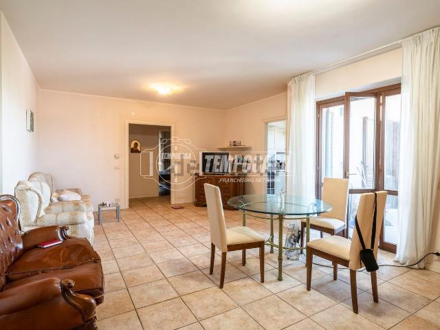 Appartamento in vendita di 140 m² in Via Silvio Zavatti, 1