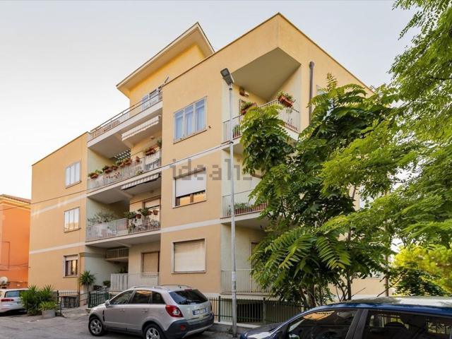 Appartamento in vendita di 140 m² in Via Simone da Chieti