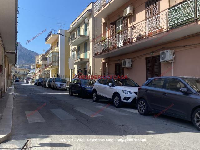 Appartamento in vendita di 140 m² in Via Stazione, 26