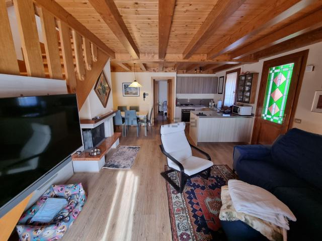 Appartamento in vendita di 140 m² in Via Poedame, 3