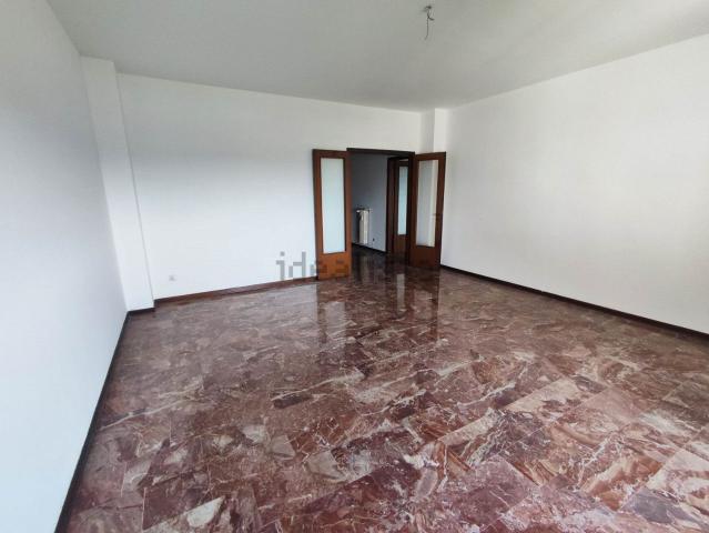 Appartamento in vendita di 140 m² in Via Palestro