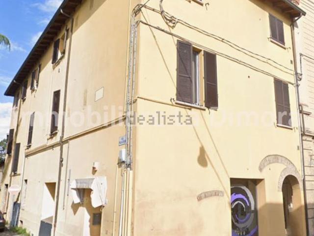 Appartamento in vendita di 140 m² in Via Pallantieri