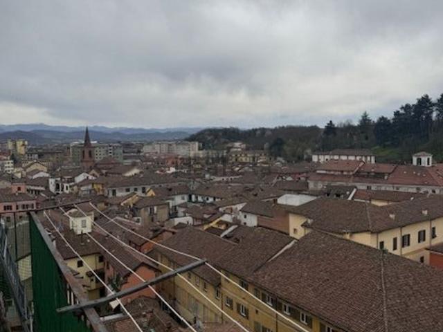 Appartamento in vendita di 140 m² in Via Paolo Giacometti, 53
