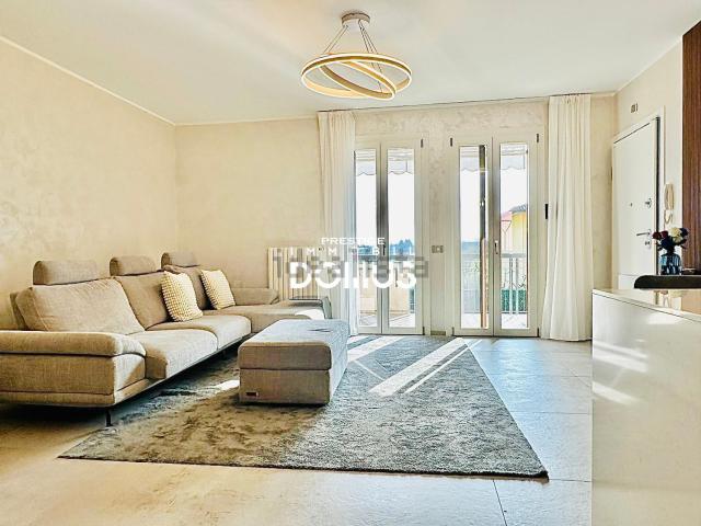 Appartamento in vendita di 140 m² in Via Papa Paolo VI