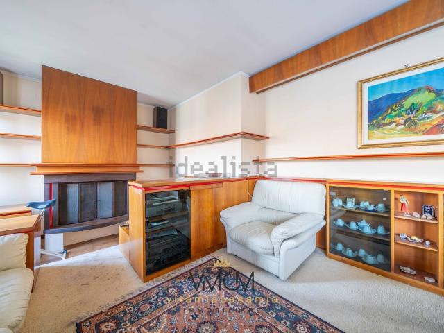 Appartamento in vendita di 140 m² in Via Pezza