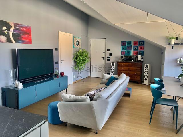Appartamento in vendita di 140 m² in Via Piave, 10