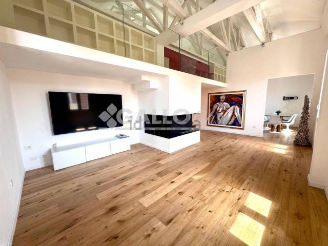 Appartamento in vendita di 140 m² in Via Piave, 88