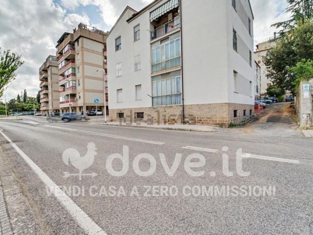 Appartamento in vendita di 140 m² in Via Pietro Canalis, 5