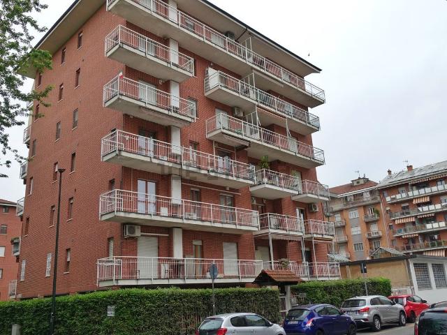 Appartamento in vendita di 140 m² in Via Pietro Cossa, 115