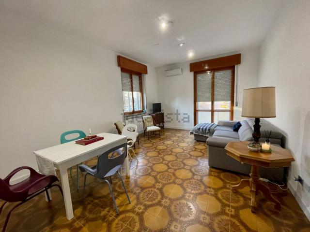 Appartamento in vendita di 140 m² in Via Pietro Inzani