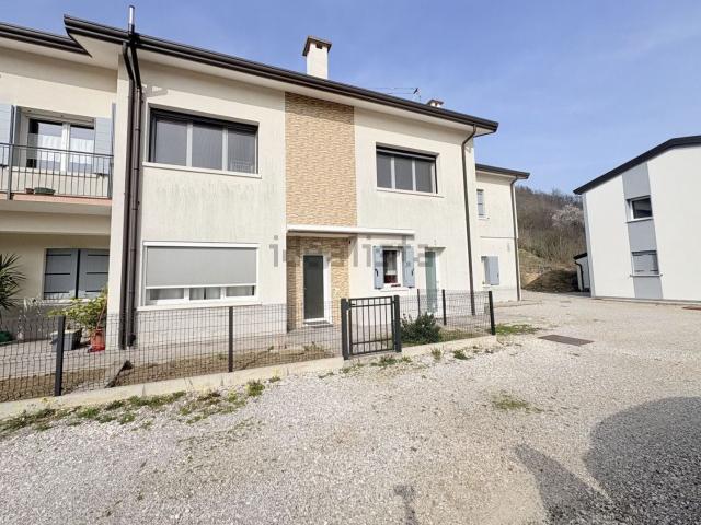 Appartamento in vendita di 140 m² in Via Prossima