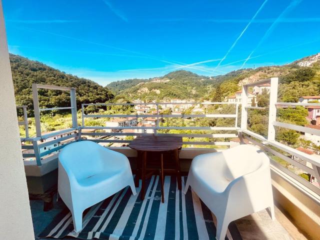 Appartamento in vendita di 140 m² in Via Provinciale, 220