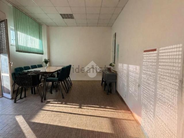 Appartamento in vendita di 140 m² in Via Roma
