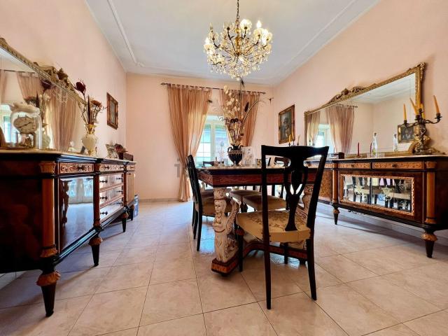 Appartamento in vendita di 140 m² in Via Ragazzi del 99, 4
