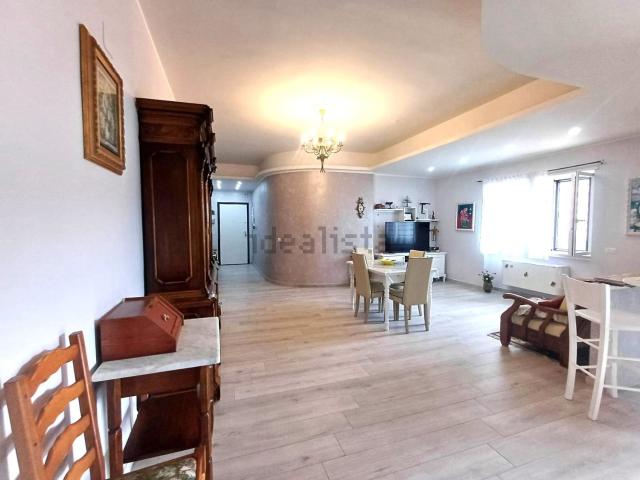 Appartamento in vendita di 140 m² in Via Renato de Martino