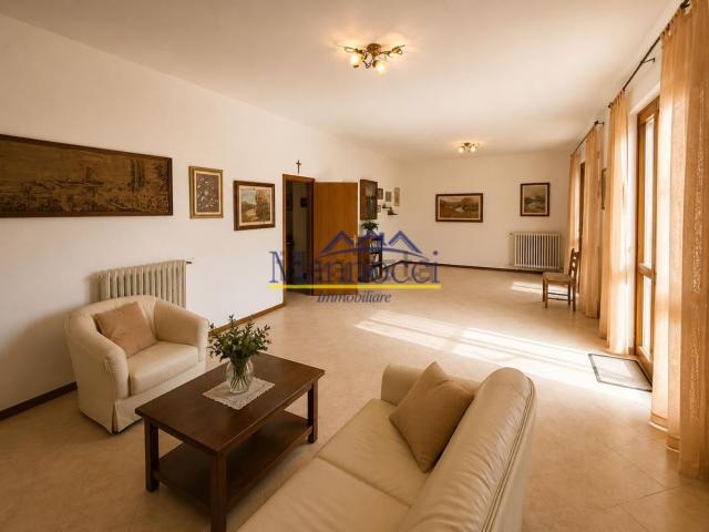 Appartamento in vendita di 140 m² in Via Tosco Romagnola