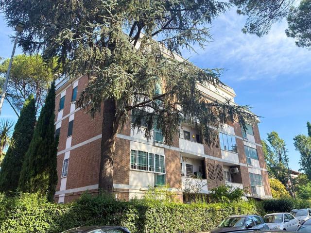 Appartamento in vendita di 140 m² in Via Taggia