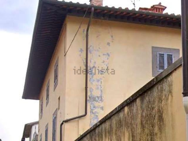 Appartamento in vendita di 140 m² in Via Tevere, 9